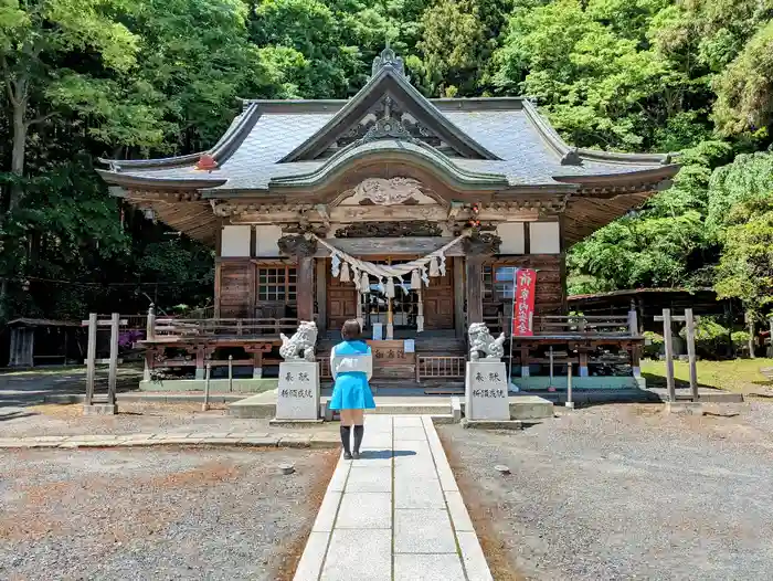 小田八幡宮の本殿