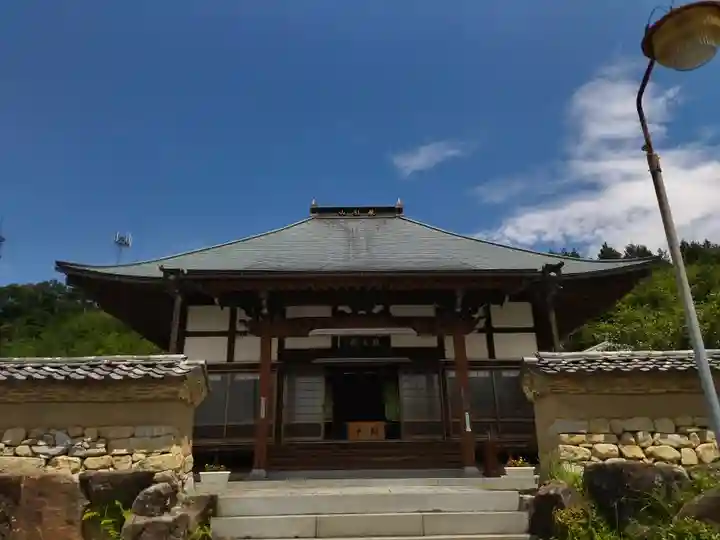 妙楽寺の本殿・本堂