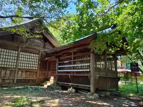 朝倉神社の建物その他