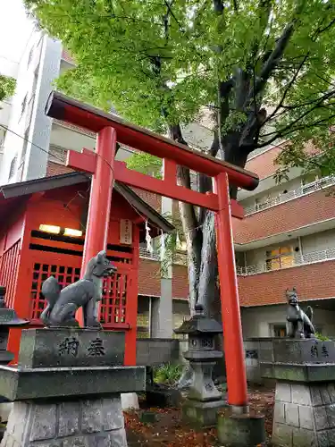 田中稲荷神社の鳥居