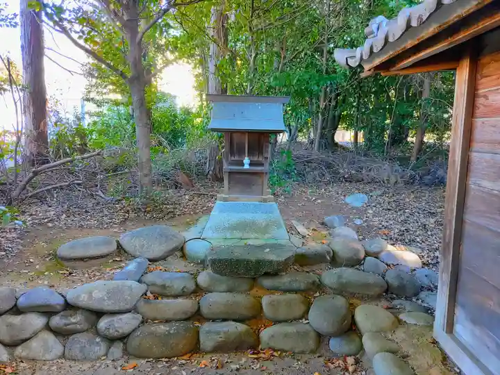 虫鹿神社(前原)の末社・摂社