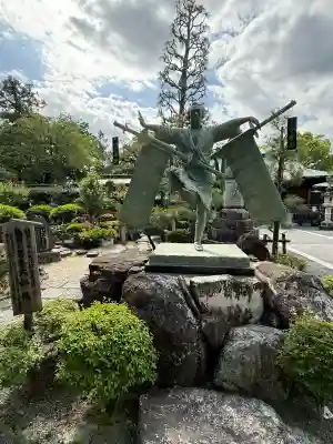 大井神社の{uncategorized: "未分類", other: "その他", undefined: "問題あり", building: "その他建物", grave: "お墓", sacred_gate: "鳥居", guardian: "狛犬", statue: "像", buddha: "仏像", history: "歴史", nature: "自然", garden: "庭園", animal: "動物", pagoda: "塔", temizu: "手水舎", mountain_gate: "山門・神門", sanctuary: "本殿・本堂", subordinate: "末社・摂社", art: "芸術", scenery: "景色", jizo: "地蔵", ema: "絵馬", goshuin: "御朱印", omikuji: "おみくじ", items: "授与品その他", amulet: "お守り", goshuincho: "御朱印帳", eats: "食事", festival: "お祭り", votive_dance: "神楽", shichigosan: "七五三参", wedding: "結婚式", experience: "体験その他", initially: "初詣", around: "周辺", anti_infection: "感染症対策"}