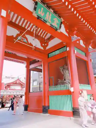 浅草寺の山門