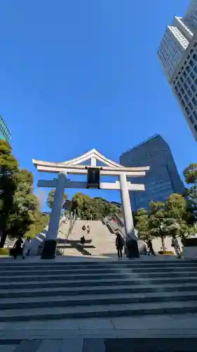 日枝神社の{uncategorized: "未分類", other: "その他", undefined: "問題あり", building: "その他建物", grave: "お墓", sacred_gate: "鳥居", guardian: "狛犬", statue: "像", buddha: "仏像", history: "歴史", nature: "自然", garden: "庭園", animal: "動物", pagoda: "塔", temizu: "手水舎", mountain_gate: "山門・神門", sanctuary: "本殿・本堂", subordinate: "末社・摂社", art: "芸術", scenery: "景色", jizo: "地蔵", ema: "絵馬", goshuin: "御朱印", omikuji: "おみくじ", items: "授与品その他", amulet: "お守り", goshuincho: "御朱印帳", eats: "食事", festival: "お祭り", votive_dance: "神楽", shichigosan: "七五三参", wedding: "結婚式", experience: "体験その他", initially: "初詣", around: "周辺", anti_infection: "感染症対策"}