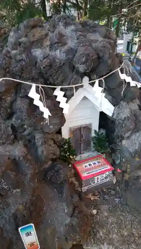 鳩森八幡神社の末社・摂社