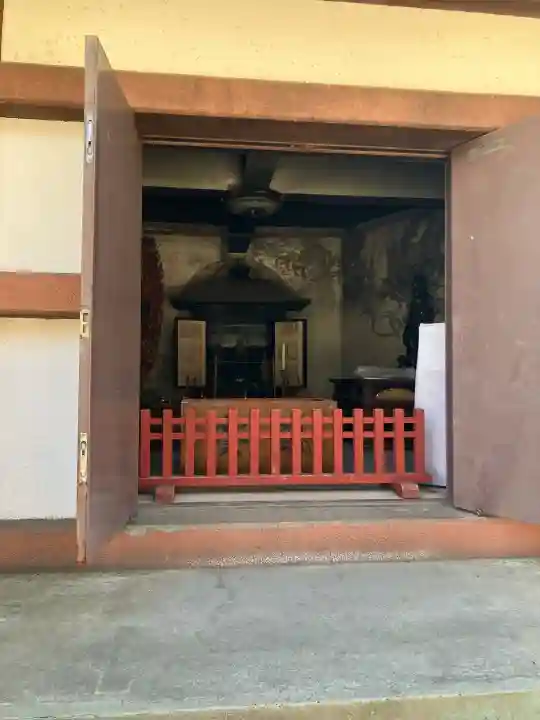 楽法寺(雨引観音)の{uncategorized: "未分類", other: "その他", undefined: "問題あり", building: "その他建物", grave: "お墓", sacred_gate: "鳥居", guardian: "狛犬", statue: "像", buddha: "仏像", history: "歴史", nature: "自然", garden: "庭園", animal: "動物", pagoda: "塔", temizu: "手水舎", mountain_gate: "山門・神門", sanctuary: "本殿・本堂", subordinate: "末社・摂社", art: "芸術", scenery: "景色", jizo: "地蔵", ema: "絵馬", goshuin: "御朱印", omikuji: "おみくじ", items: "授与品その他", amulet: "お守り", goshuincho: "御朱印帳", eats: "食事", festival: "お祭り", votive_dance: "神楽", shichigosan: "七五三参", wedding: "結婚式", experience: "体験その他", initially: "初詣", around: "周辺", anti_infection: "感染症対策"}