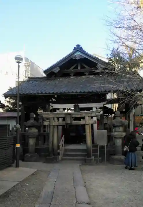 被官稲荷神社の本殿・本堂