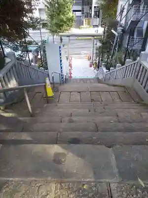 西久保八幡神社の鳥居