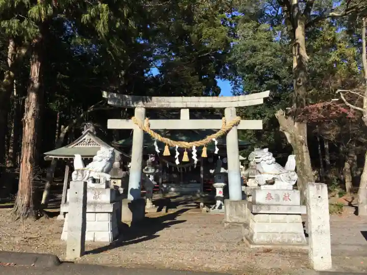 羽梨山神社の鳥居