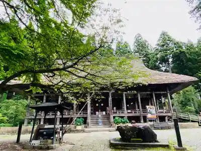 慈恩寺の本殿・本堂