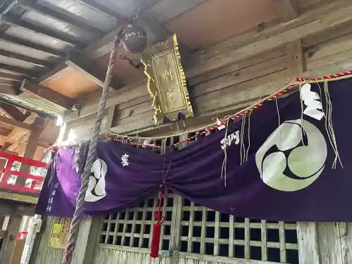 坪沼八幡神社の末社・摂社