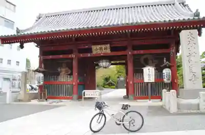 護国寺の山門・神門