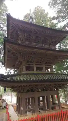 日石寺の塔