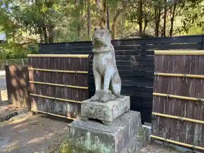 松江城山稲荷神社の{uncategorized: "未分類", other: "その他", undefined: "問題あり", building: "その他建物", grave: "お墓", sacred_gate: "鳥居", guardian: "狛犬", statue: "像", buddha: "仏像", history: "歴史", nature: "自然", garden: "庭園", animal: "動物", pagoda: "塔", temizu: "手水舎", mountain_gate: "山門・神門", sanctuary: "本殿・本堂", subordinate: "末社・摂社", art: "芸術", scenery: "景色", jizo: "地蔵", ema: "絵馬", goshuin: "御朱印", omikuji: "おみくじ", items: "授与品その他", amulet: "お守り", goshuincho: "御朱印帳", eats: "食事", festival: "お祭り", votive_dance: "神楽", shichigosan: "七五三参", wedding: "結婚式", experience: "体験その他", initially: "初詣", around: "周辺", anti_infection: "感染症対策"}