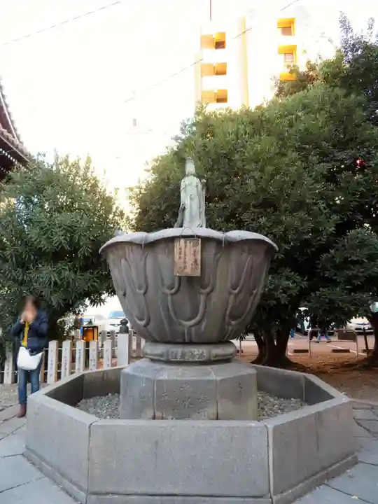 大須観音 (北野山真福寺宝生院)の手水舎