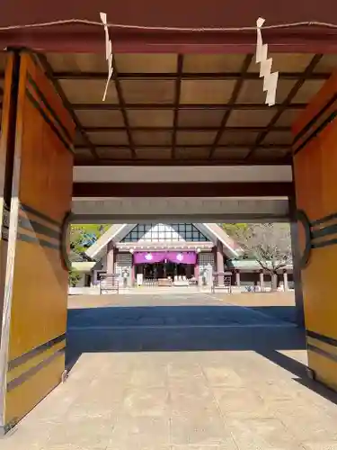 千葉縣護國神社の山門・神門