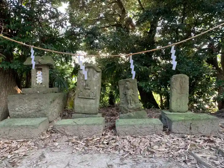 横田神社の末社・摂社