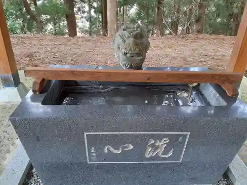 八幡神社(鹿折)の手水舎