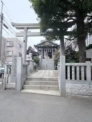 神楽坂若宮八幡神社の{uncategorized: "未分類", other: "その他", undefined: "問題あり", building: "その他建物", grave: "お墓", sacred_gate: "鳥居", guardian: "狛犬", statue: "像", buddha: "仏像", history: "歴史", nature: "自然", garden: "庭園", animal: "動物", pagoda: "塔", temizu: "手水舎", mountain_gate: "山門・神門", sanctuary: "本殿・本堂", subordinate: "末社・摂社", art: "芸術", scenery: "景色", jizo: "地蔵", ema: "絵馬", goshuin: "御朱印", omikuji: "おみくじ", items: "授与品その他", amulet: "お守り", goshuincho: "御朱印帳", eats: "食事", festival: "お祭り", votive_dance: "神楽", shichigosan: "七五三参", wedding: "結婚式", experience: "体験その他", initially: "初詣", around: "周辺", anti_infection: "感染症対策"}