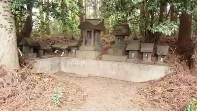 諏訪神社の末社・摂社
