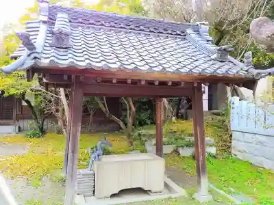 熱田社（宮津熱田社）の手水舎