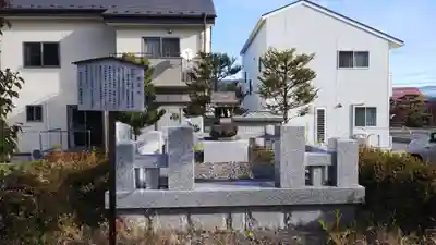 諏訪大社上社前宮の末社・摂社