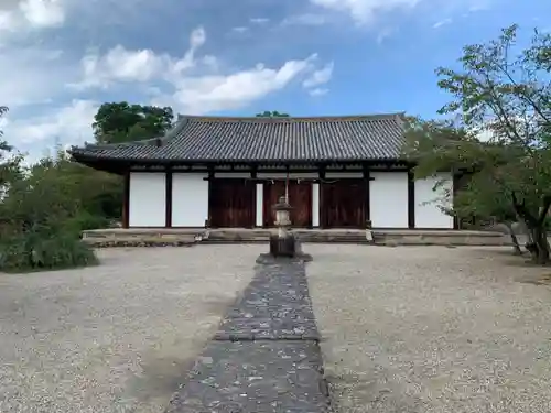 法華寺の本殿・本堂
