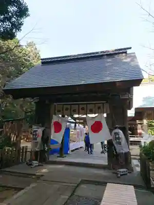 鎌田神明宮の山門・神門