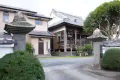 光寿寺の山門