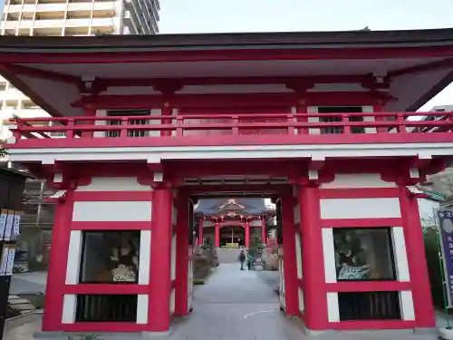 成子天神社の山門