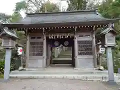 宇佐神社の山門