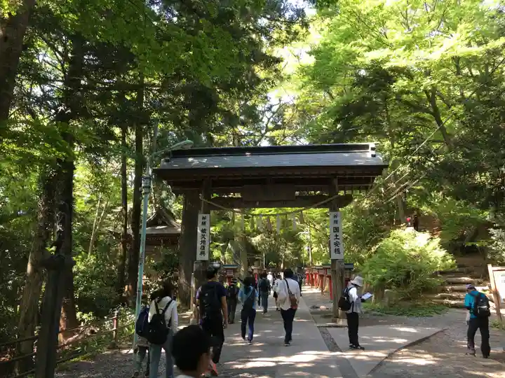 高尾山薬王院の山門・神門