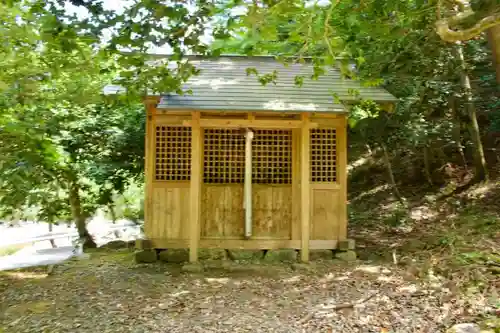 山の神神社の本殿