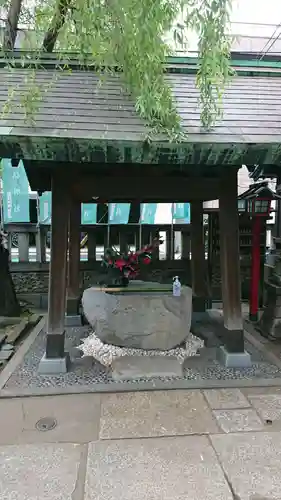 三島神社の手水舎
