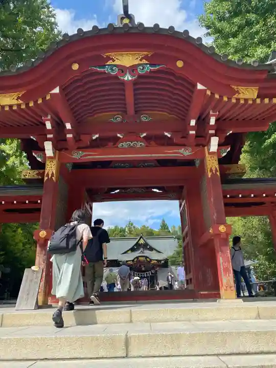 秩父神社の山門・神門