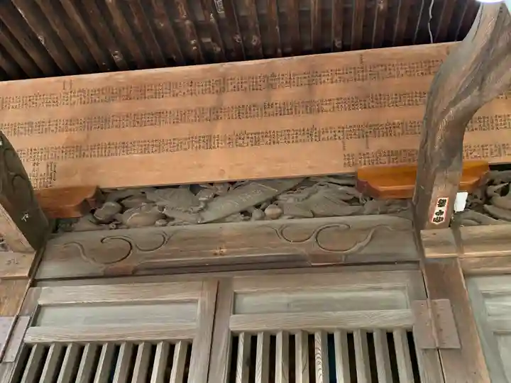 磐根神社の本殿・本堂