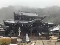三室戸寺の本殿・本堂