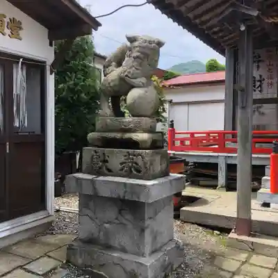 函館厳島神社の狛犬