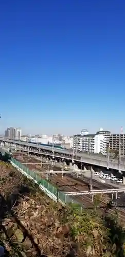 向陵稲荷神社の周辺