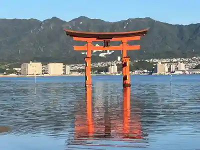 厳島神社(広島県)