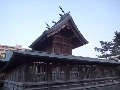 須衛都久神社の本殿