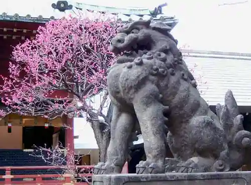 根津神社の狛犬
