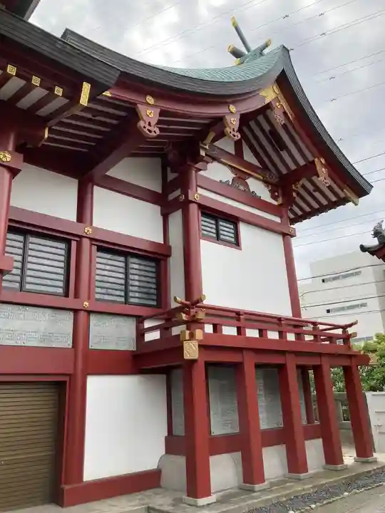 羽田神社の本殿・本堂