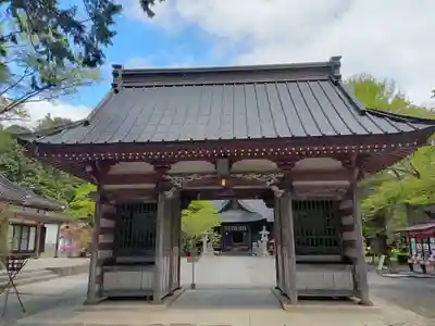 冨士御室浅間神社の山門・神門