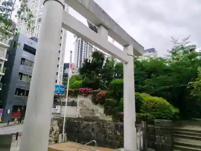 乃木神社の{uncategorized: "未分類", other: "その他", undefined: "問題あり", building: "その他建物", grave: "お墓", sacred_gate: "鳥居", guardian: "狛犬", statue: "像", buddha: "仏像", history: "歴史", nature: "自然", garden: "庭園", animal: "動物", pagoda: "塔", temizu: "手水舎", mountain_gate: "山門・神門", sanctuary: "本殿・本堂", subordinate: "末社・摂社", art: "芸術", scenery: "景色", jizo: "地蔵", ema: "絵馬", goshuin: "御朱印", omikuji: "おみくじ", items: "授与品その他", amulet: "お守り", goshuincho: "御朱印帳", eats: "食事", festival: "お祭り", votive_dance: "神楽", shichigosan: "七五三参", wedding: "結婚式", experience: "体験その他", initially: "初詣", around: "周辺", anti_infection: "感染症対策"}