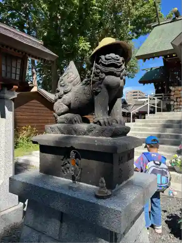 札幌諏訪神社の狛犬