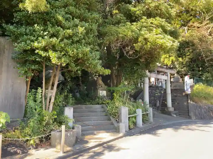 曾屋神社の周辺