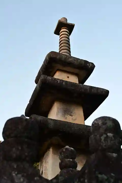 石塔寺(滋賀県)