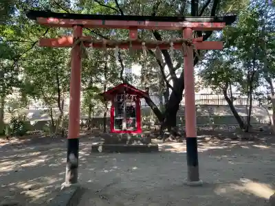 新屋坐天照御魂神社(西河原鎮座)の{uncategorized: "未分類", other: "その他", undefined: "問題あり", building: "その他建物", grave: "お墓", sacred_gate: "鳥居", guardian: "狛犬", statue: "像", buddha: "仏像", history: "歴史", nature: "自然", garden: "庭園", animal: "動物", pagoda: "塔", temizu: "手水舎", mountain_gate: "山門・神門", sanctuary: "本殿・本堂", subordinate: "末社・摂社", art: "芸術", scenery: "景色", jizo: "地蔵", ema: "絵馬", goshuin: "御朱印", omikuji: "おみくじ", items: "授与品その他", amulet: "お守り", goshuincho: "御朱印帳", eats: "食事", festival: "お祭り", votive_dance: "神楽", shichigosan: "七五三参", wedding: "結婚式", experience: "体験その他", initially: "初詣", around: "周辺", anti_infection: "感染症対策"}