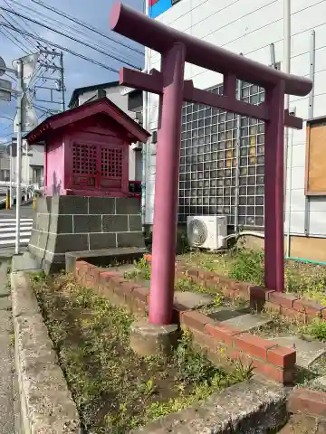 大矢稲荷の{uncategorized: "未分類", other: "その他", undefined: "問題あり", building: "その他建物", grave: "お墓", sacred_gate: "鳥居", guardian: "狛犬", statue: "像", buddha: "仏像", history: "歴史", nature: "自然", garden: "庭園", animal: "動物", pagoda: "塔", temizu: "手水舎", mountain_gate: "山門・神門", sanctuary: "本殿・本堂", subordinate: "末社・摂社", art: "芸術", scenery: "景色", jizo: "地蔵", ema: "絵馬", goshuin: "御朱印", omikuji: "おみくじ", items: "授与品その他", amulet: "お守り", goshuincho: "御朱印帳", eats: "食事", festival: "お祭り", votive_dance: "神楽", shichigosan: "七五三参", wedding: "結婚式", experience: "体験その他", initially: "初詣", around: "周辺", anti_infection: "感染症対策"}